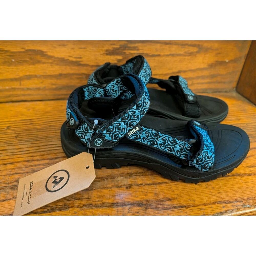 NWT Atika Hiking Water Shoes Women's 7 Blue Black